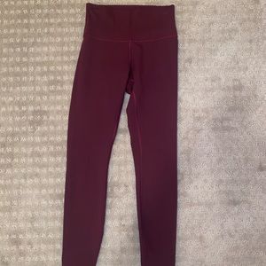 High waisted wunder under 25” size 4 Cassis Luxtreme